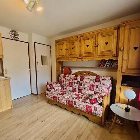 Centre Village Avec Parking Et Animaux Acceptés - Fr-1-624-121 Appartement